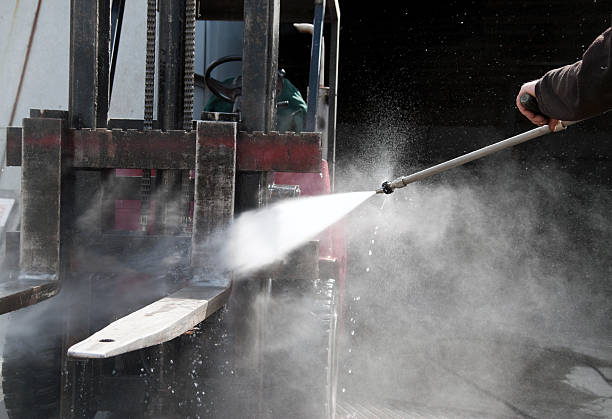 Pressure Washing Contractors in Niantic, CT